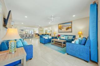 Palm Beach 8BR Villa | Beach Vibe by Bocobay - 3