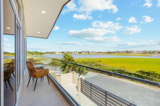 Palm Beach 8BR Villa | Beach Vibe by Bocobay - 2