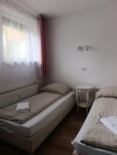 Noclegi u Sylwii przy Termach w Cieplicach - 7
