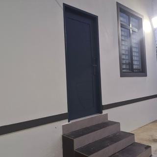 Roomstay Teacher 1 - 6