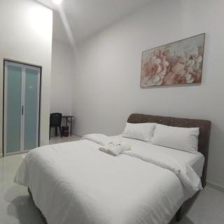Roomstay Teacher 1 - 1