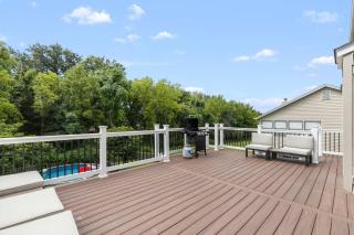 Relax & unwind at this home ABODEbucks - 8