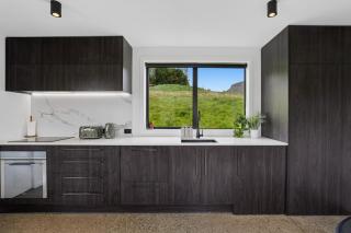 Luxury Coronet Residence - 3