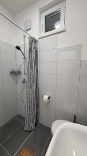 Várlak Apartman Tata - 6