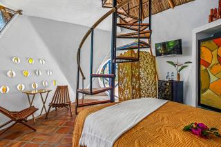 Villa Heliconia | 1BR/1BA La Culebra, near ocean, private pool, patio, WiFi - 3
