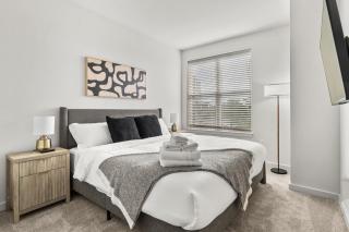 Designer 2B2B Apt/Free Parking/Mins to DC - 0