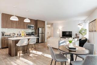 Designer 2B2B Suite/Free Parking/Mins to DC - 9