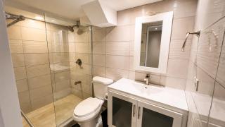 Modern 2-bedroom One Woodbrook Place Apartment! - 6