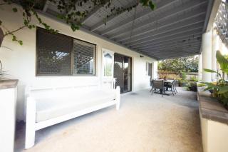 Large 3 Bedroom Apartment 300m to Beach - 6