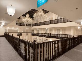 Aura Opera House Chinatown, Stay from 9PM to 8AM - 1