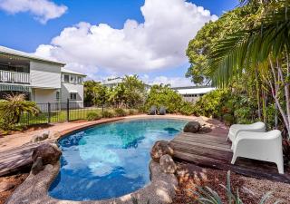 Hidden Haven | Balcony Views & Private Pool - 8
