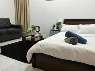 Veranda Residence & Private Compact Cabins - Abu Dabi - 4