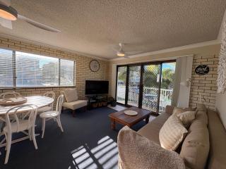 White Opal Unit 4 - Caloundra - 7