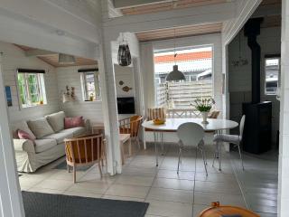 Houten Huis Dicht Bij Het Strand En Restaurants - 1