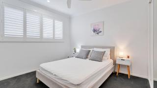 Tranquil Palms - Walk TO Beach, Cafes & Coastal Path - 2