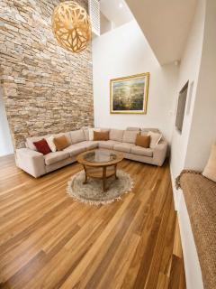 Luxury House steps from Mooloolaba Beach - 7