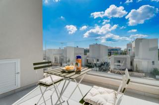 NEW 2Br Maisonette in Luxury Resort Pool Beach - 3