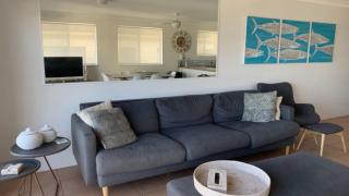 Unit 5 Sanctuary Shores, Kings Beach - Free Wifi - 4