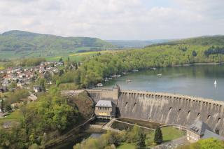 Ferien- & Monteurswohnung mit großer Terrasse nahe Edersee - 8