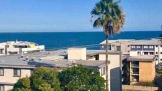 Oceanic #7 - Great Location With Ocean Views - Caloundra - 3