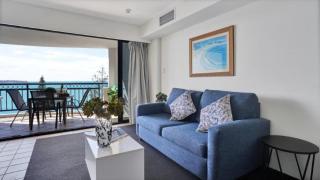 #812 Ramada Resort, Beachfront - 8