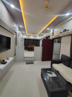 Leela Homestay Indore - Tulip - 2 BHK Luxury apartment - 0