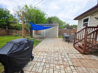 Family Friendly Modern Spacious 3BD 2BA - 4
