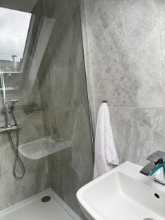 4 Bedroom Apartment In Glasgow City Centre - 3