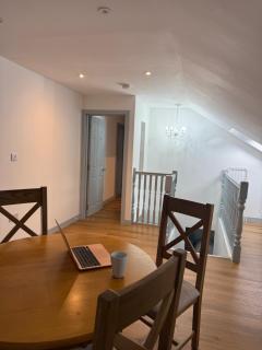 4 Bedroom Apartment In Glasgow City Centre - 7