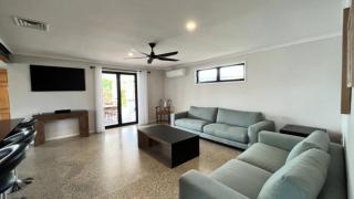 Beachside Bliss In The Crown - 9