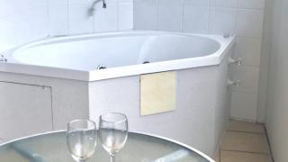 #55 Grand Pacific Resort, Outdoor Spa With A View! - Caloundra - 7