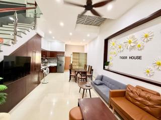 Tiger house - 5 bedrooms house, near the beach - 0