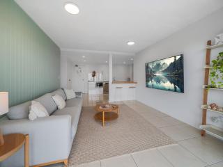 Oceanic Apt Unit 8 - 9