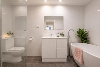 Stanley House, Sunny Queensland Retreat - 5