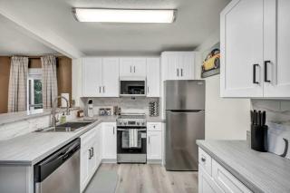 Steps from Spa - Sleeps 4 - Near CVNP - 8