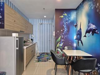 Minion & Mickey I-Suite 2R1B, I-City # Free Wifi, Parking by The Treez Suites - Shah Alam - 3