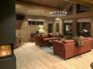 Cabin by trail with panoramic views in Bagn - 8