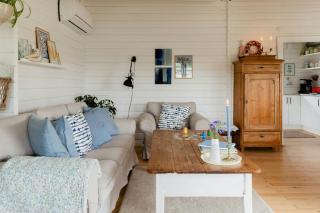 Charming summer house with wilderness spa near Fur - 3