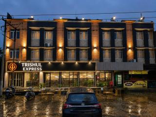 Trishul Express Budget Friendly stay - 0