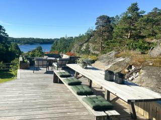 Coastal cabin with sunshine all day - 9