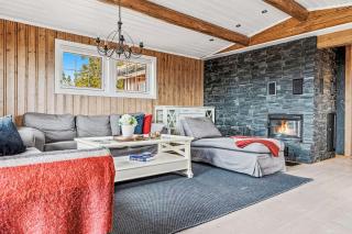 Hilltop cabin with views of Trysilfjellet - 2