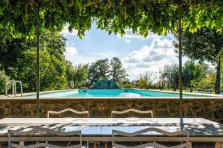 Tenuta between Umbria and Tuscany - 9