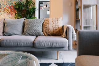 Spacious 2BR St Lucia Apartment Near UQ - 4