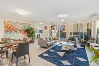 Spacious 2BR St Lucia Apartment Near UQ - 3