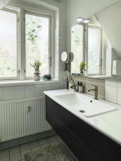 Raw and stylish apartment in a quiet courtyard - 3