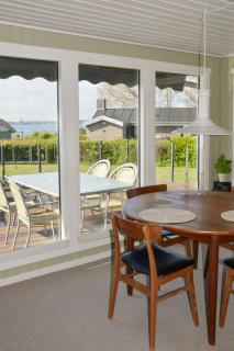 Summer house with sea view at Gronsund - 3