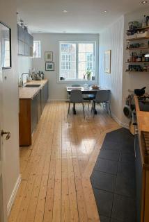 Corner flat in a historic 1920s building - 6