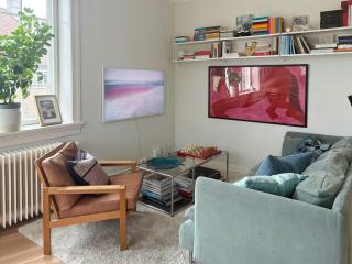 Corner flat in a historic 1920s building - 8