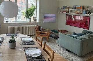 Corner flat in a historic 1920s building - 2