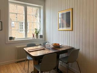 Corner flat in a historic 1920s building - 4